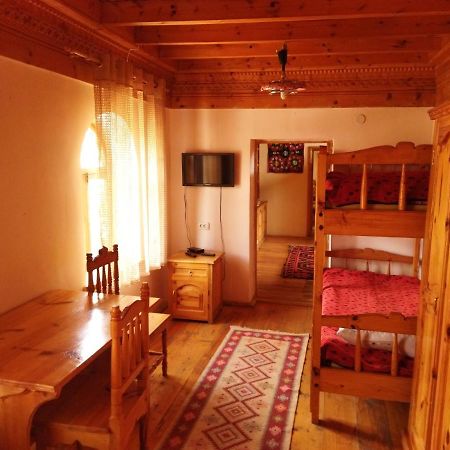 Ethno Guest House Caravan Tamchy Exterior photo
