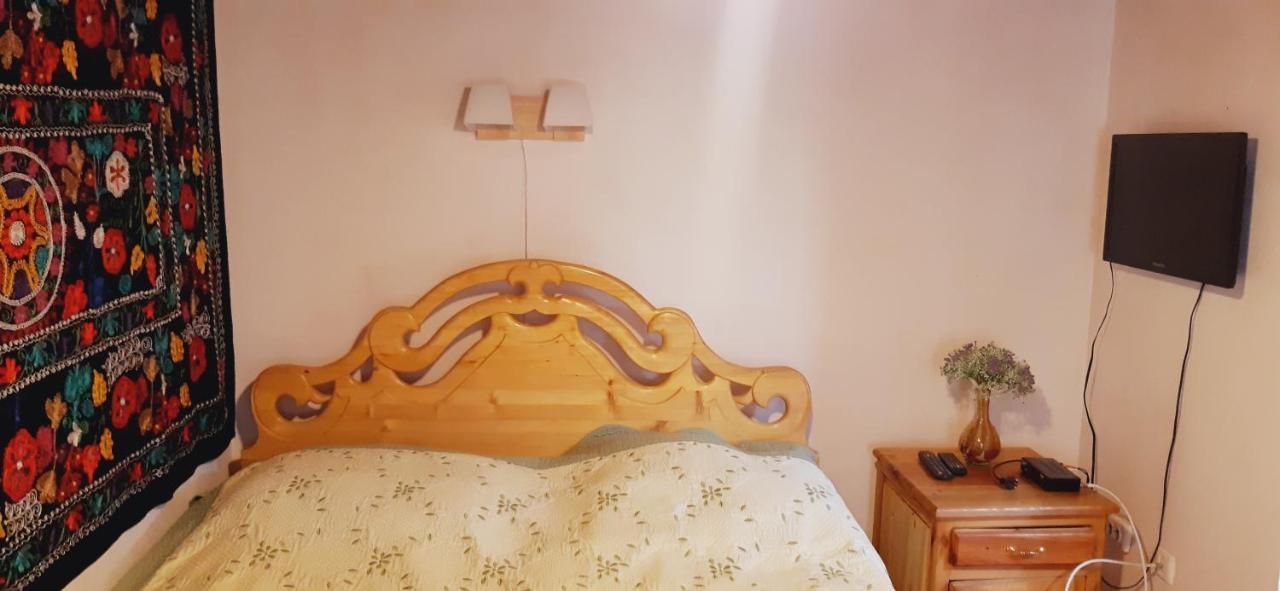 Ethno Guest House Caravan Tamchy Exterior photo