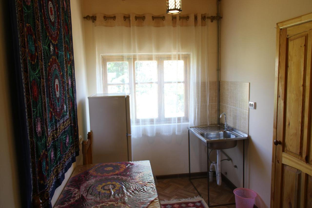Ethno Guest House Caravan Tamchy Exterior photo