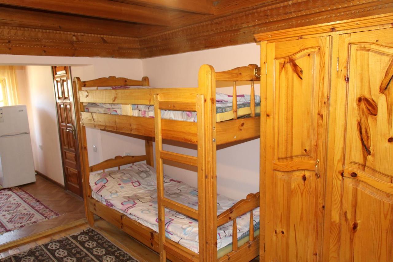 Ethno Guest House Caravan Tamchy Exterior photo