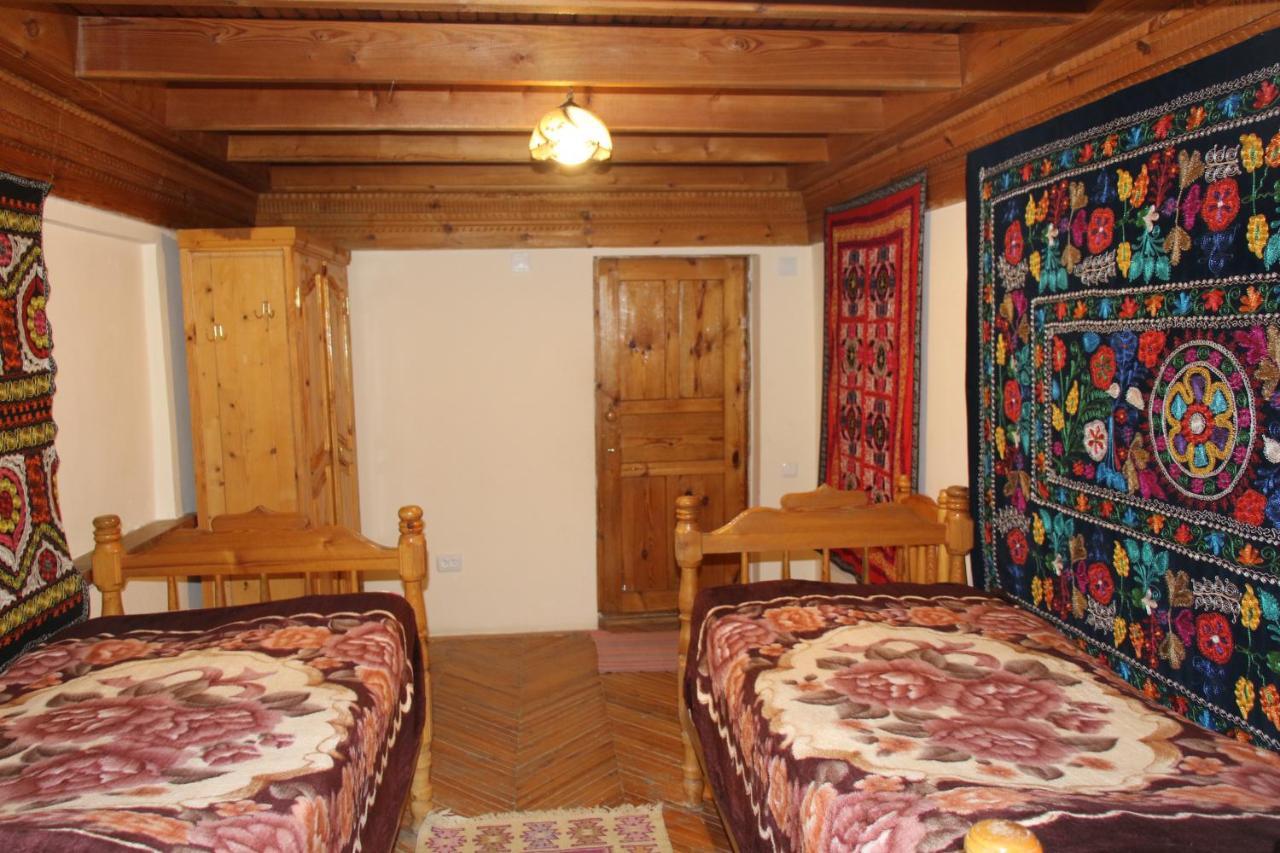Ethno Guest House Caravan Tamchy Exterior photo