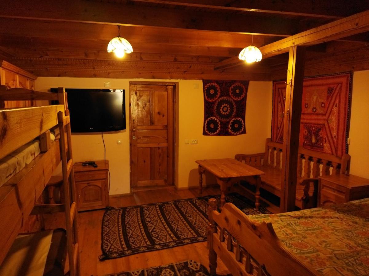 Ethno Guest House Caravan Tamchy Exterior photo